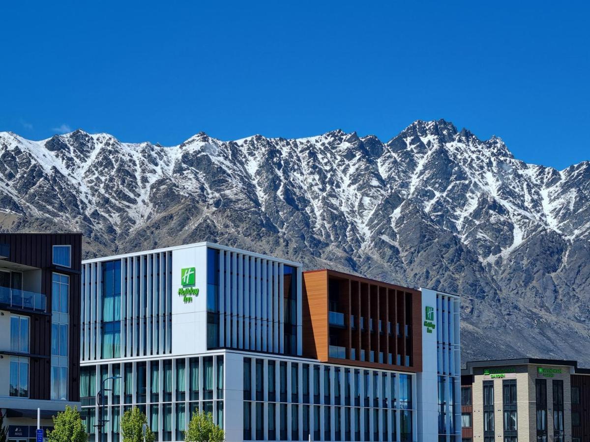 Holiday Inn Queenstown Remarkables Park Bagian luar foto