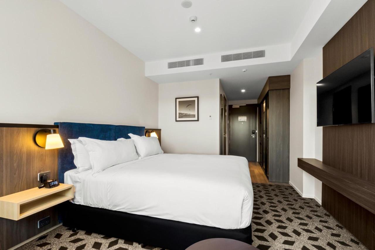 Holiday Inn Queenstown Remarkables Park Bagian luar foto
