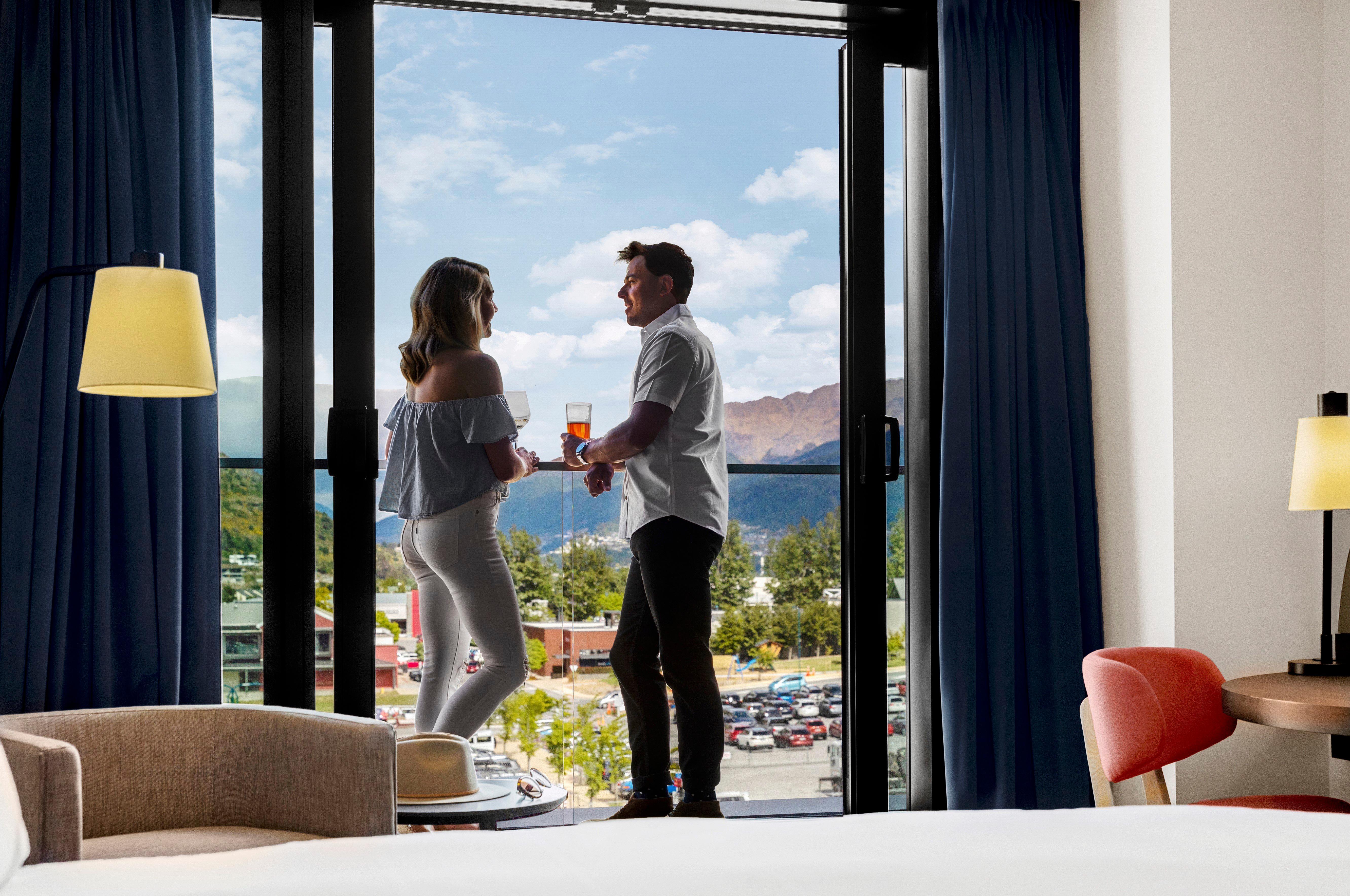 Holiday Inn Queenstown Remarkables Park Bagian luar foto