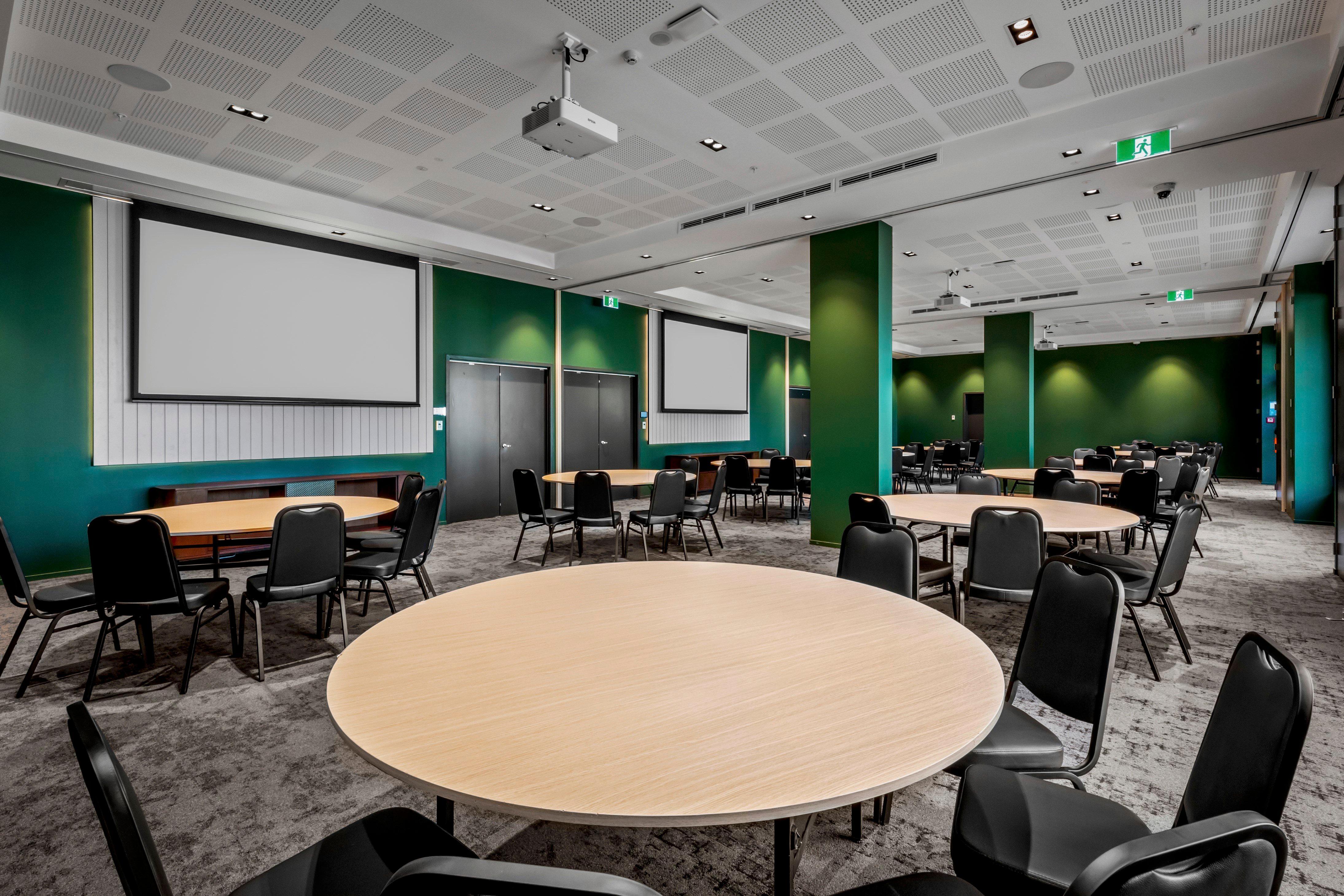 Holiday Inn Queenstown Remarkables Park Bagian luar foto