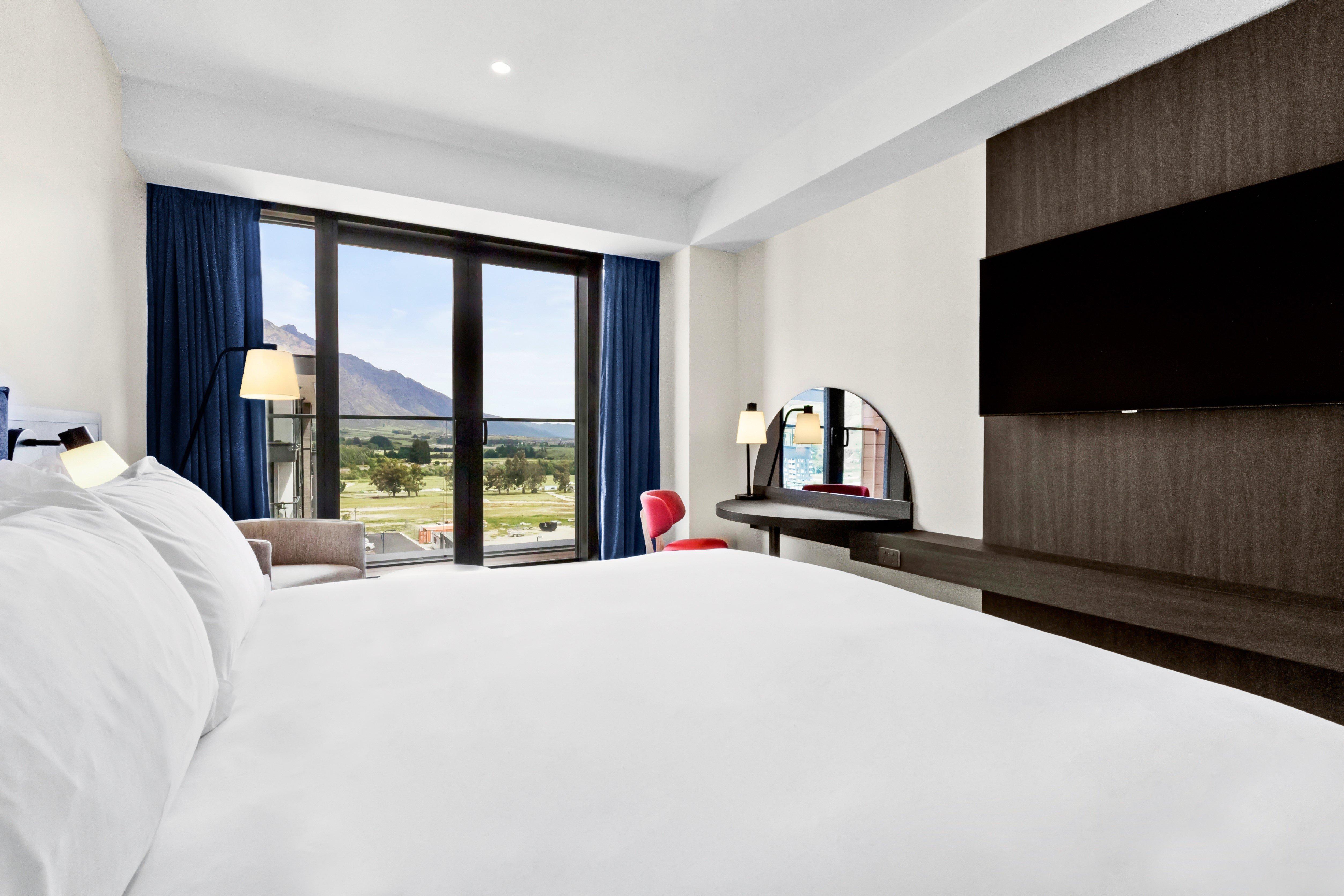 Holiday Inn Queenstown Remarkables Park Bagian luar foto